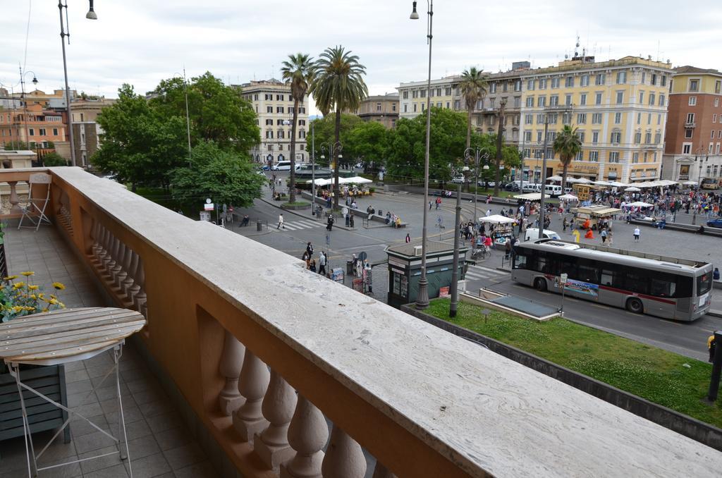 Un Caffe Sul Balcone 1 Apartman Róma Szoba fotó