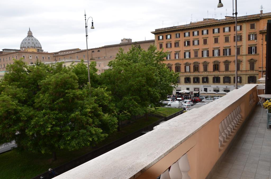 Un Caffe Sul Balcone 1 Apartman Róma Szoba fotó